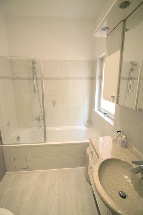 Wellenrausch Living "Sonnendeck" Apartment ลูเบค ภายนอก รูปภาพ
